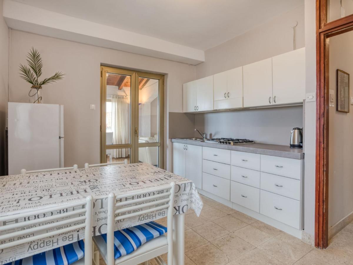Apartment Daria-2 By Interhome Porec Exterior photo